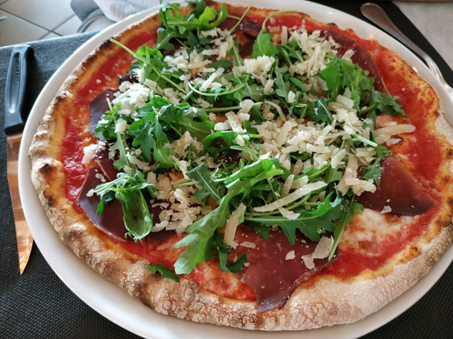 Pizza buona a Verona